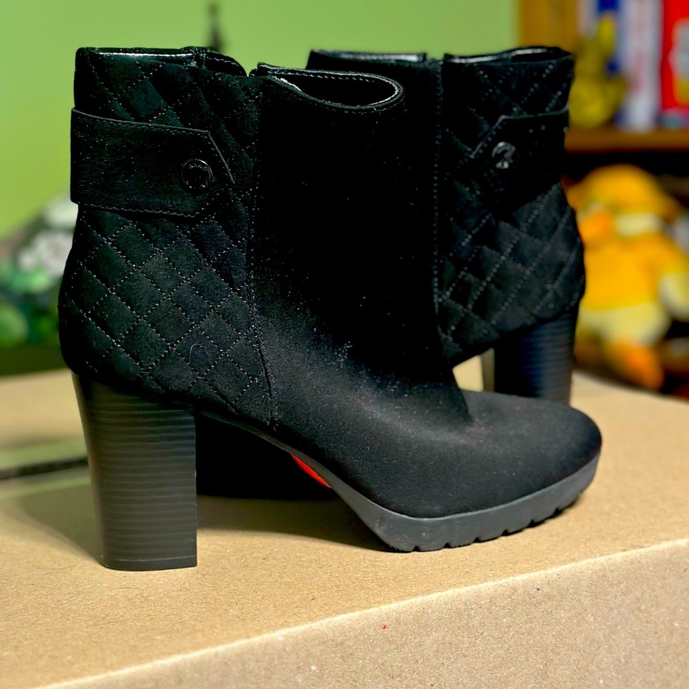 And Klein boots never worn out